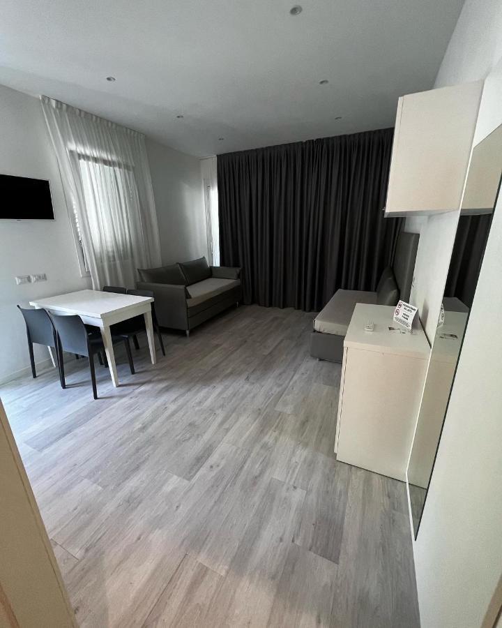 Hotel Ardea Riccione Exterior foto