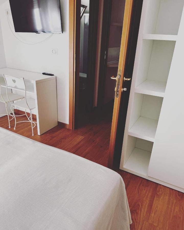 Hotel Ardea Riccione Exterior foto