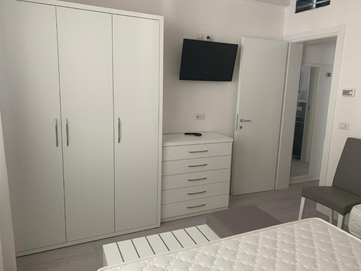 Hotel Ardea Riccione Exterior foto
