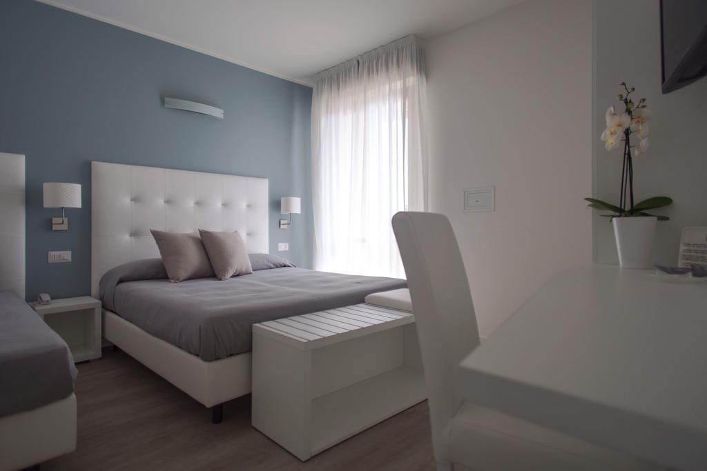 Hotel Ardea Riccione Exterior foto